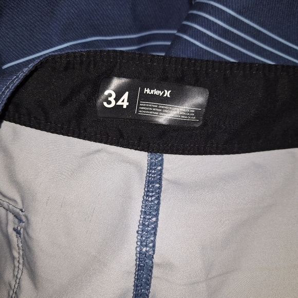 Hurley swim trunks size 34 - Picture 6 of 6